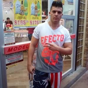 Meet your Posher, Alejandro